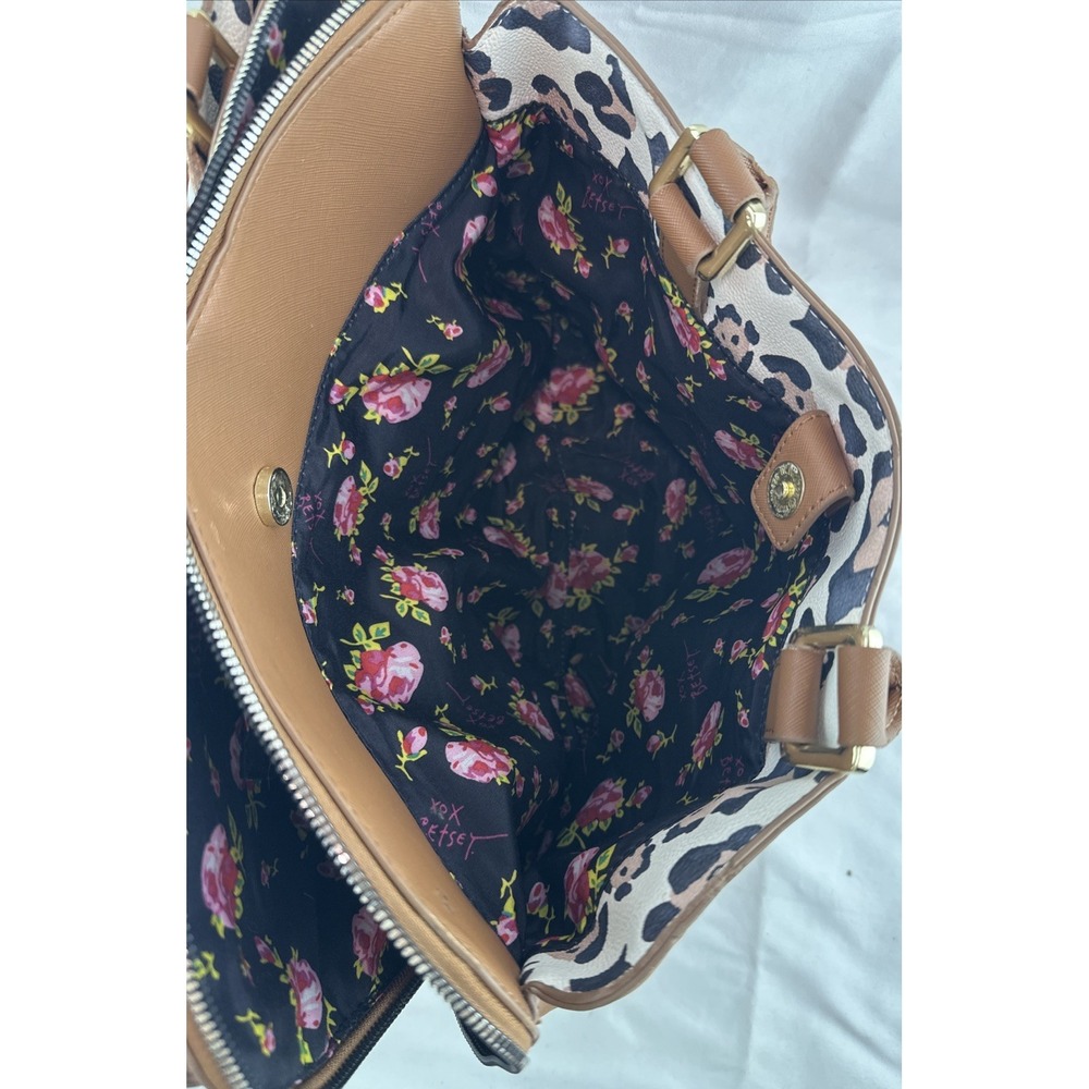 Betsey Johnson Heart Embossed Brown Triple Compartment Large Satchel Purse Tote - Picture 5 of 16